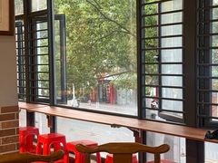 -百荷园蔬食自助餐厅(德辉广场店)