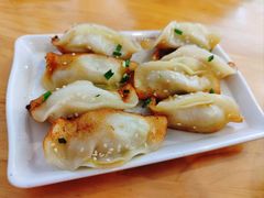 牛肉鍋貼-小姜锅贴(凤凰街店)