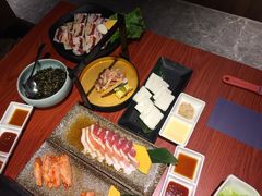 -山之屋炭火烧肉·生啤畅饮(大朗万科中央公园店)