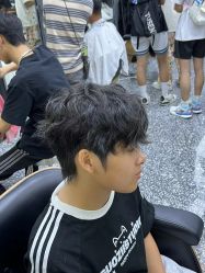 -藤野造型专业烫染接发