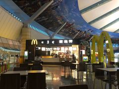 -麦当劳(鄂尔多斯机场店)