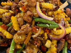 香辣肥肠鸡-嘎嘎鸭脑壳(蜀汉路店)