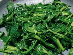 -云海肴·汽锅鸡·云南代表菜(天山百盛优客店)
