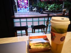 -花间茶(华侨城创意园店)