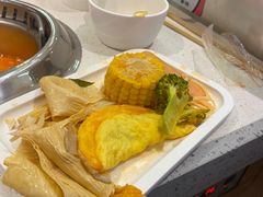-龍歌自助小火锅(市南金茂湾店)