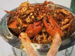 -凤凰路何眼镜香辣蟹(花果园店)