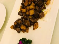 牛仔肉炖小土豆-东方红酒楼(知春路店)
