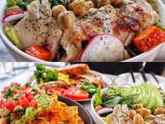 牛油果香煎鸡胸肉沙拉-农畉LONFOOD(福田星河COCOPark店)