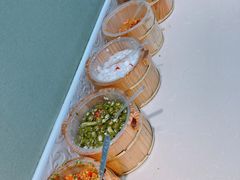 自助小菜-丽丽三鲜螺蛳粉(田林路店)
