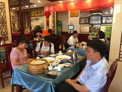 大堂-黄家老店·非遗灌汤包(晋安路店)