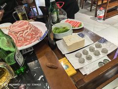 -楼外楼大刀肉传统火锅居(繁荣路店)
