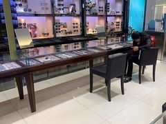 -博士眼镜(沙井京基百纳广场店)