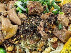 -胥佳烧鸡公牛肉面馆