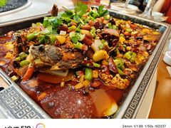 -万重锦·人文川菜馆(骡马市店)