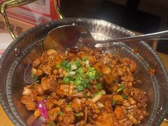 -爱碗亭·鲜炒湖南菜(壹城中心店)
