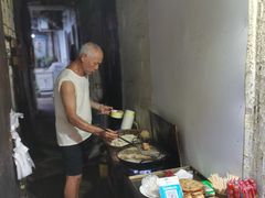 -仓桥直街臭豆腐