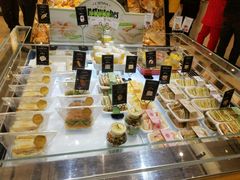 -罗森尼娜(德思勤店)