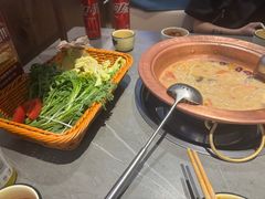 -阿婆情腊排骨火锅·野生菌季(古城旗舰店)
