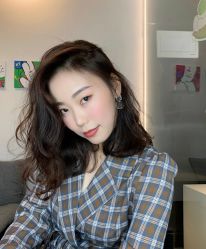-十六番发型师事务所