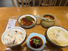 -老四川(T3航站楼F指廊店)