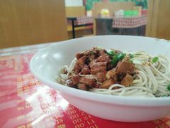 招牌辣肉干拌面-辣肉面大王(天平路店)