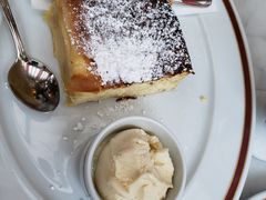 -Cafe Sacher(WIEN)