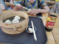 鲜肉汤包-四季美汤包(户部巷店)