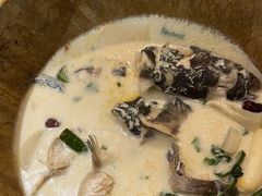 青椒紫苏锅-云中鱼蒸汽石锅鱼(川沙百联店)