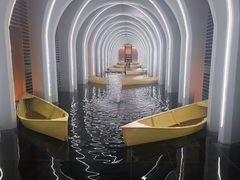 -涨巢·潮玩水疗局