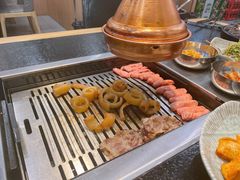 -臻牛烤肉