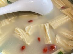 -禾珍珠家常小馆(河南博物院店)