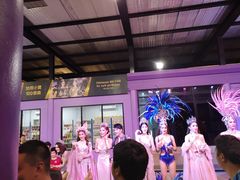 -西蒙人妖秀