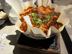 -穹六人间 people 6(岳阳路店)