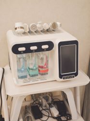 -慈蕊美容养生·专业经络调理