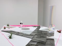 -胶囊画廊