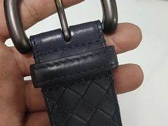 -京伟修鞋洗鞋奢侈品皮具护理店