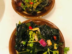 -李与白包子铺(桐梓林店)