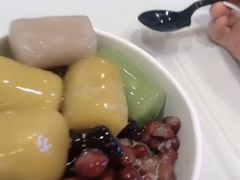 -海口骑楼小吃街