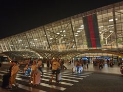 -盖达尔·阿利耶夫国际机场