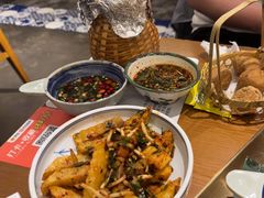 -包整·丝娃娃(一览甲秀楼风景店)