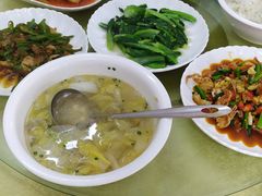 -湘里湘亲饭店(闸坡店)