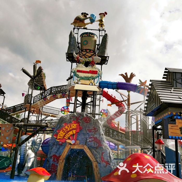 百色欢乐小镇星河水上乐园