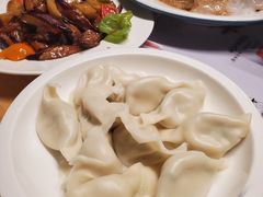 -关东小磨东北菜(上海长风大悦城店)