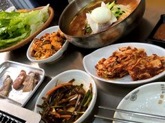 -牛信亭韩国料理·炭火烤肉(紫藤路店)