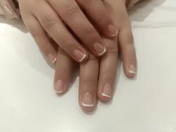-悦指间美甲美睫