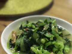 -领鲜土菜馆
