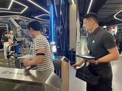 -懒人Club健身(卓越时代广场店)