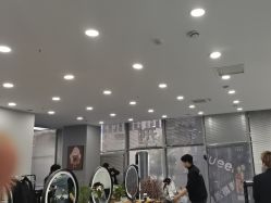 -藤野造型烫染·漂发