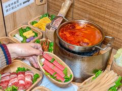 -独食火锅·半米屋台(直营总店)