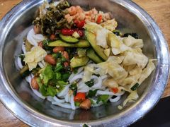 锅烧卤粉-李氏紫竹林卤粉(火车站店)